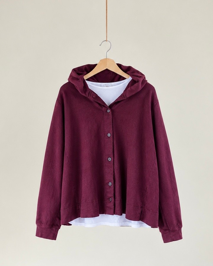 CHAQUETA CARLA CAPUCHA