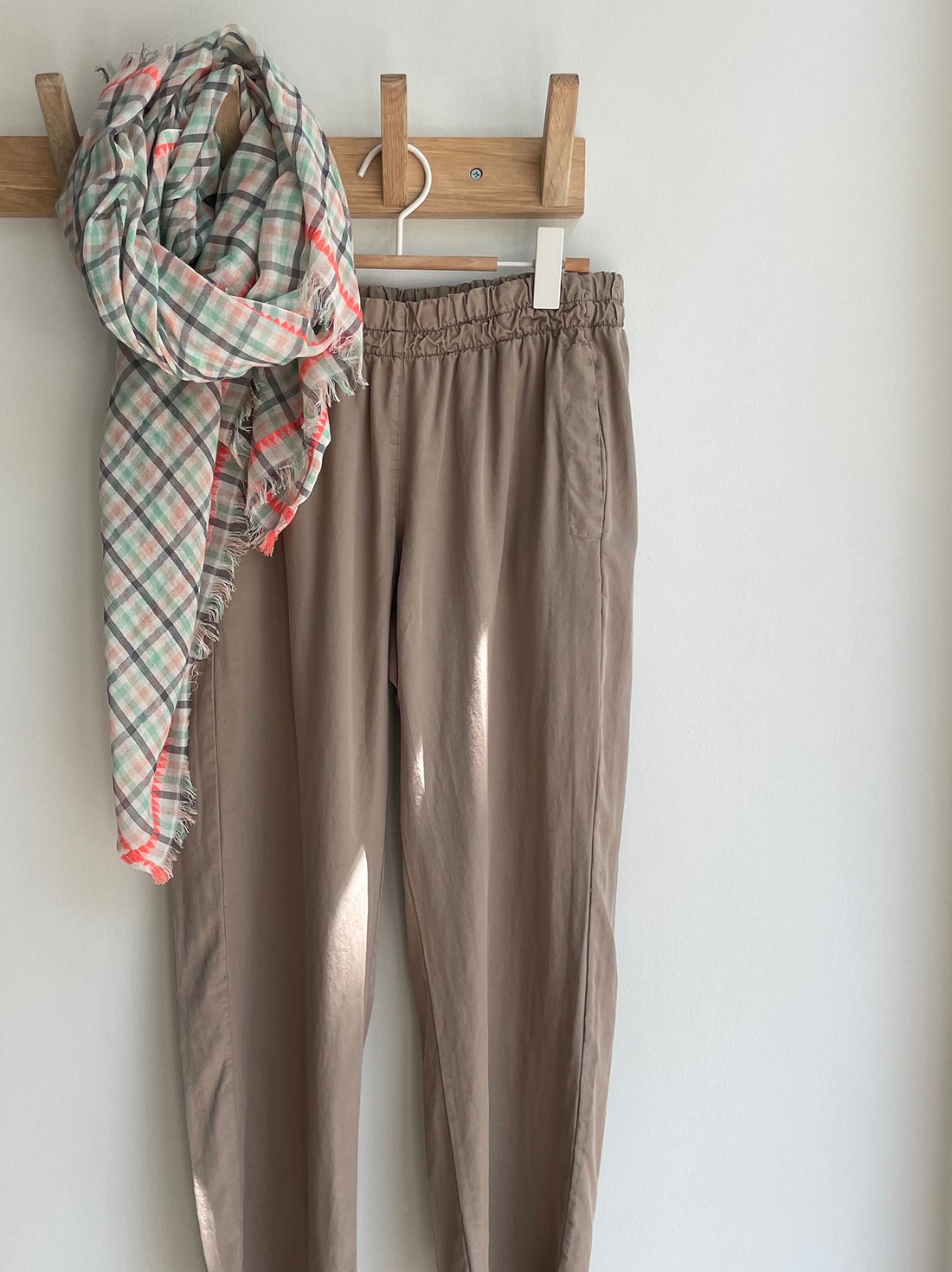 PANTALÓN ATENAS