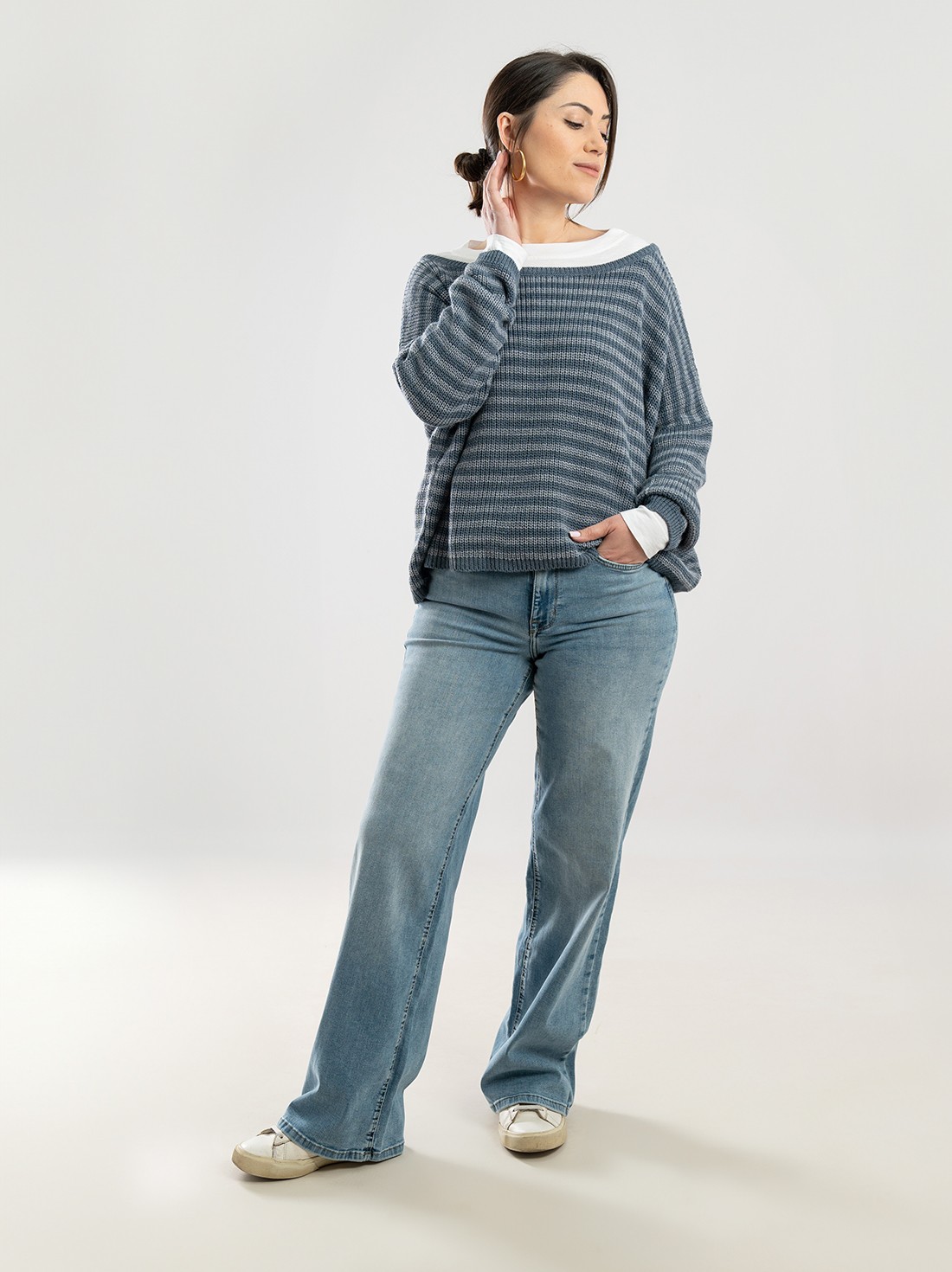 JERSEI JULIA - 2
